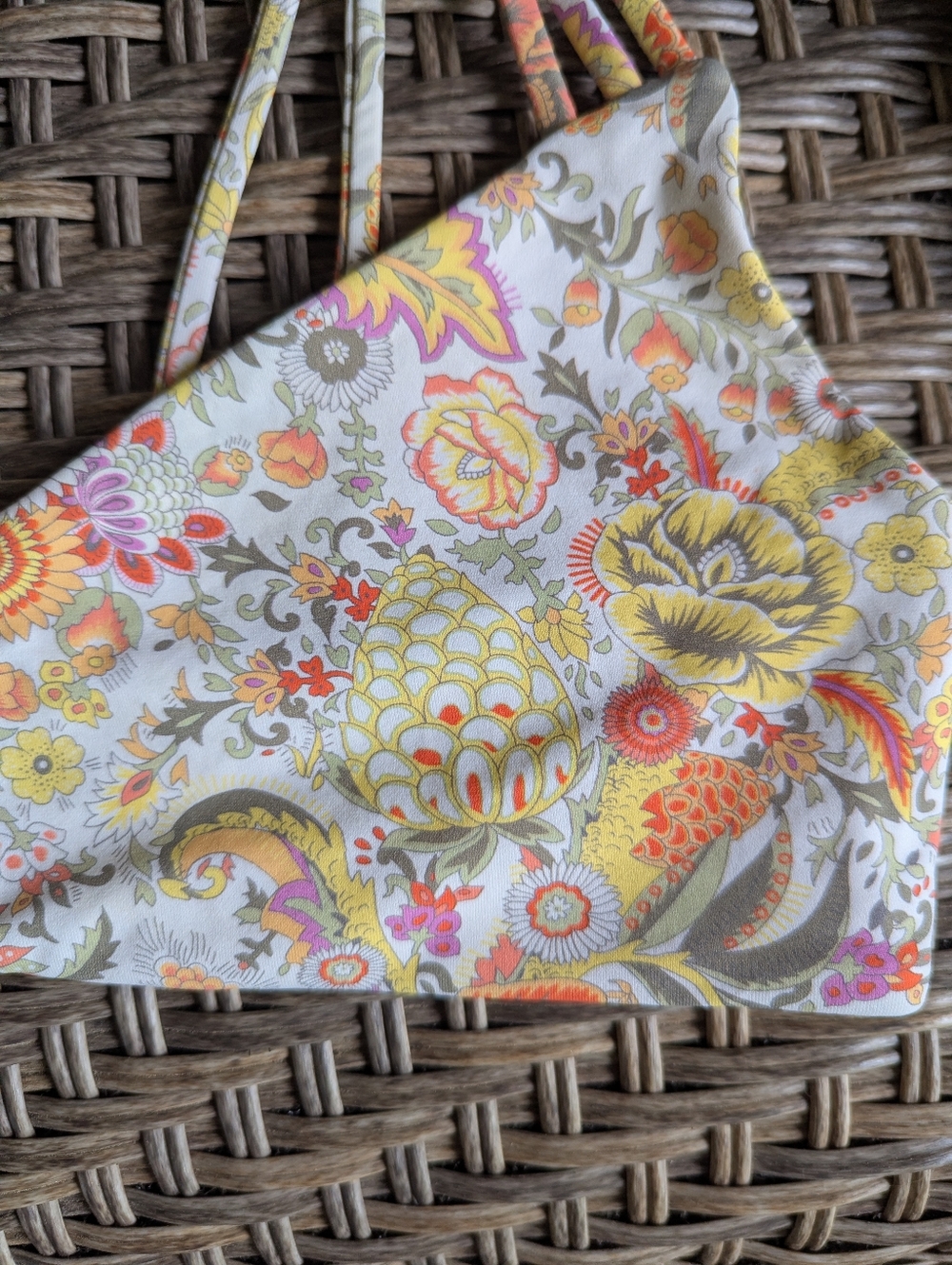 Bev the Burglar Top In Rustic Bloom - Picture 2 of 4